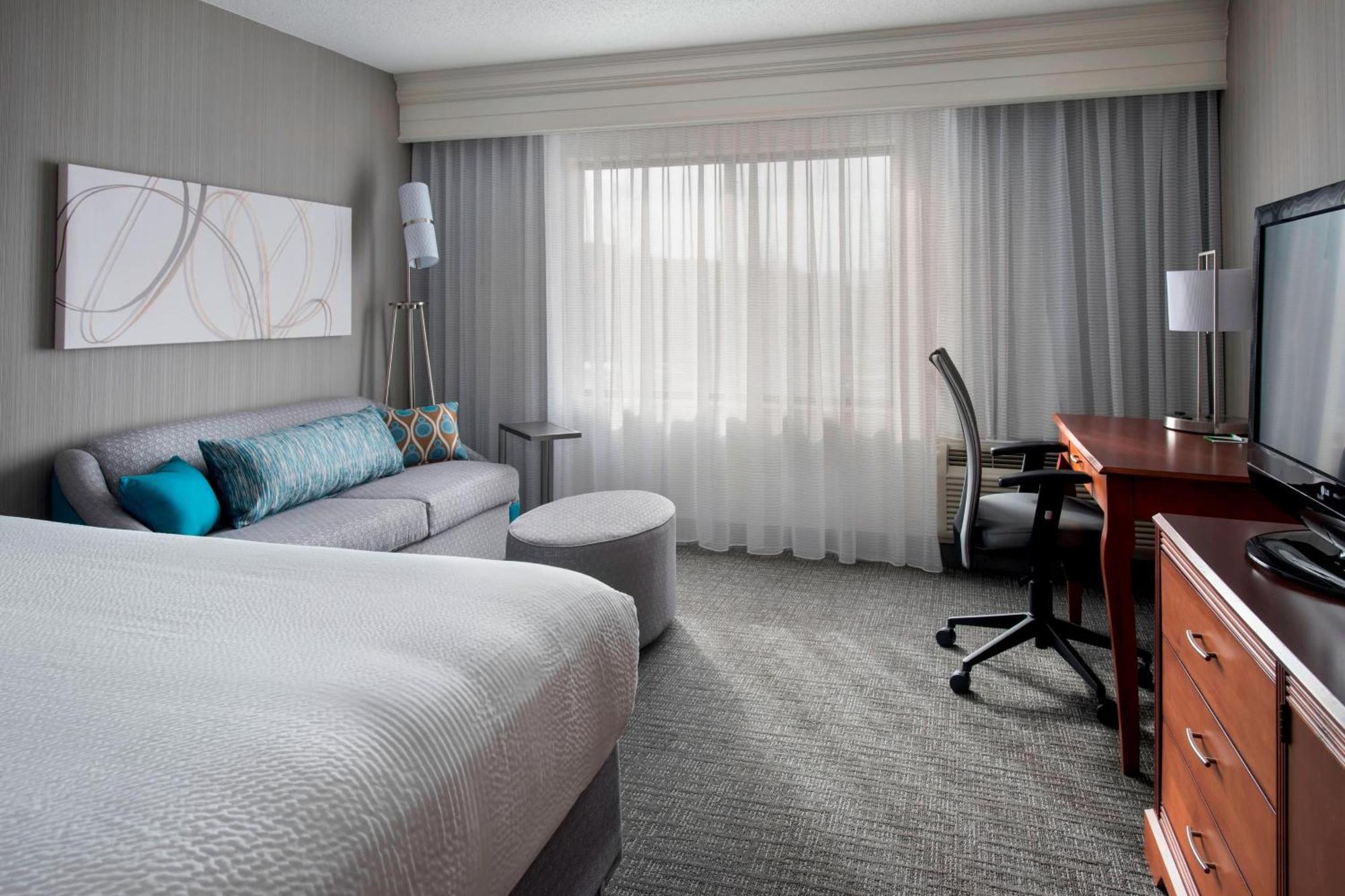 Courtyard By Marriott Lebanon Hotel Exterior photo