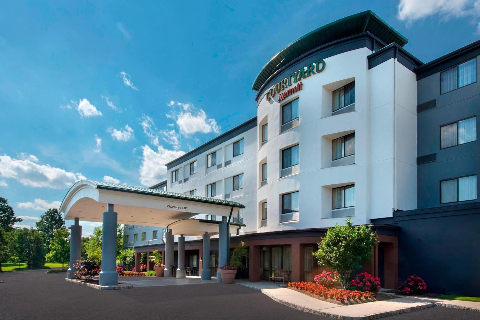 Courtyard By Marriott Lebanon Hotel Exterior photo