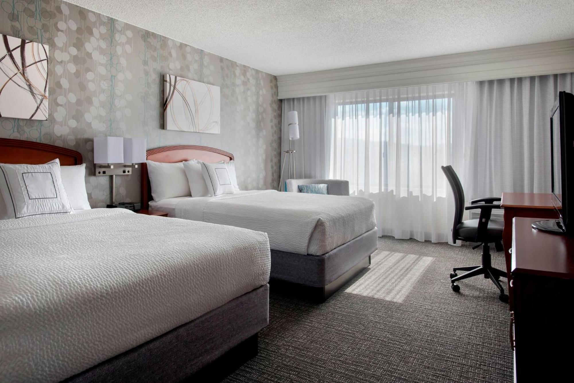 Courtyard By Marriott Lebanon Hotel Exterior photo
